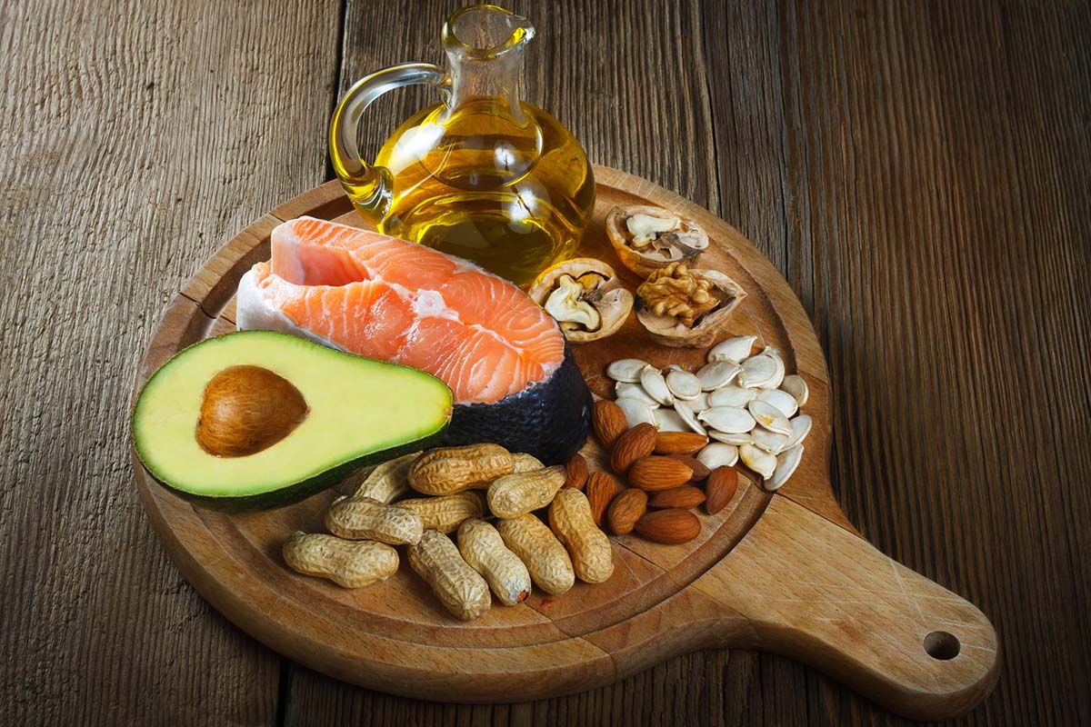 Cancer research recommends cancer patients should be eat foods high in healthy fats