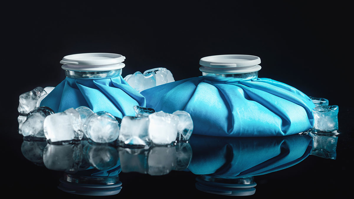 Cold therapy ice bags for natural pain relief