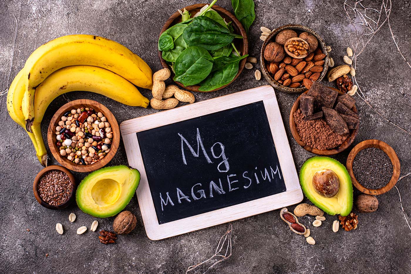 magnesium rich foods for healthy eating Magnesium rich foods for healthy eating displayed on a counter